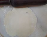 A picture of step 4 of Mawa samosa.