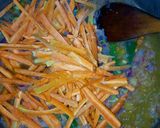 A picture of step 3 of My special stire fry spaghetti.