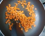 รูปขั้นตอนการทำที่ 3 ของ สปาเก็ตตี้ผัดซอสมะเขือเทศหมูสับ