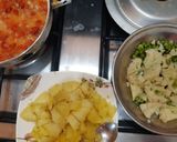 A picture of step 6 of Pav Bhaji.