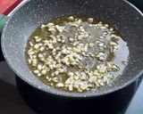 Foto del paso 5 de la receta: Escalopines de solomillo al ajillo con verduras a la soja