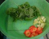 Foto langkah ke 1 dari resep Sayur Bening Sehat.