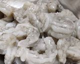 A picture of step 1 of Poi chingudi curry (Prawns cooked with basella and vegetables).