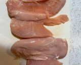 A picture of step 1 of Creamy garlic chicken breasts.