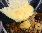 A picture of step 4 of Meatpies and Sour mayonnaise dip.