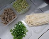 Foto langkah ke 1 dari resep Tumis Kulit jagung muda jamur enoki.