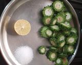 कारल्याच्या कुरकुरीत चकत्या भाजी (Bitter gourd Bhaji Recipe in Marathi) रेसिपी स्टेप 1 फोटो