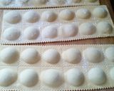 Foto del passaggio 5 della ricetta Ravioli ripieni di spinaci, carne macinata e parmigiano reggiano
