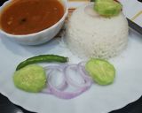 A picture of step 7 of Rajma in curd gravy with rice.