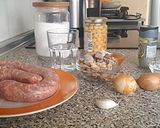 Foto del paso 1 de la receta: Garbanzos con butifarra y cogumelos