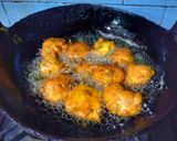 A picture of step 5 of Spongy Pakoray.