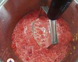 A picture of step 2 of Beet Gajar Halwa.