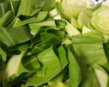 Hình bước làm 2 của món Cải thìa xào tim cật