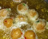 A picture of step 6 of Mini Cous-cous balls.
