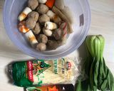 Foto langkah ke 1 dari resep Tom Yum.