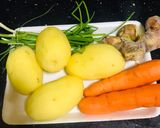 Hình bước làm 1 của món Móng giò 🐷 ninh khoai tây🥔🥔
