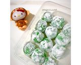 Foto langkah ke 10 dari resep Mochi Pandan Isi Kacang.