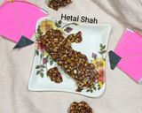 ચોકલેટ પીનટ ચીક્કી (Chocolate Peanut Chikki Recipe In Gujarati) રેસીપી સ્ટેપ6ફોટો