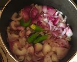 A picture of step 4 of Soya vadi sabji.