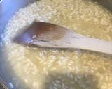 A picture of step 2 of Fresh Pea, Mint & Lemon Risotto 💚.