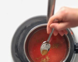 Foto del paso 2 de la receta: Salsa de tomate con cominos para el cocido