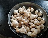 A picture of step 1 of Healthy stir fry representing Makhana Veggies Nuts and Fruits.