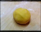 Foto del passaggio 2 della ricetta Tortelli di Trota con Pesto liquido di Menta, Prezzemolo e Limone