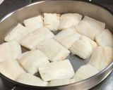 Foto del paso 3 de la receta Lomos de bacalao desalado al pil-pil