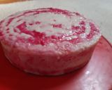 A picture of step 4 of Miss Ria Khairiyah's Puding Roti Tawar Zebra-in pink.