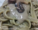 Foto del paso 5 de la receta: Fetuccini de espinacas con salsa de setas