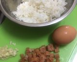 รูปขั้นตอนการทำที่ 1 ของ ข้าวผัดกุนเชียงใส่ไข่