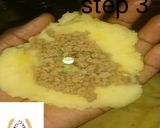 A picture of step 3 of Potatoes balls.