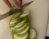 Foto del paso 2 de la receta: Pastel de pisto y pollo 🌶🥒🍗