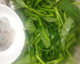 Hình bước làm 2 của món Canh rau muống nấu tôm