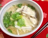 A picture of step 9 of Japanese Red Snapper Soup Noodle.