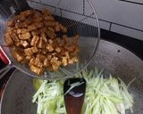 Foto langkah ke 3 dari resep Tumis Labu Siam Tempe.