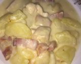 Foto del paso 2 de la receta: Patatas con nata, pollo y panceta ahumada