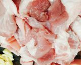 Hình bước làm 1 của món Thịt kho củ cải trắng