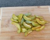 Foto del paso 1 de la receta: Lomo en salsa de ciruelas y uvas