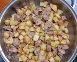 Hagymás aprópecsenye recept fázis 3 fotója