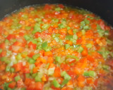 Foto del paso 4 de la receta: Jamoncitos de pollo en salsa con un toque de chorizo