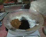 Foto langkah ke 2 dari resep Black forest roll cake.