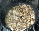 Foto del paso 6 de la receta: Muchacho en salsa de champiñones