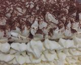 Foto langkah ke 7 dari resep Tiramisu Birthday Cake.