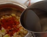 A picture of step 5 of Lauki ki sabzi.