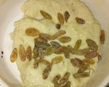 A picture of step 3 of Dahi vada.