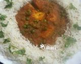 A picture of step 10 of Matar paneer.