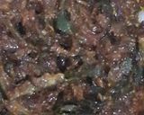 A picture of step 4 of Peanut bhindi chutney.