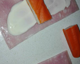 Foto del paso 2 de la receta: Tapa jamón York con bocas de mar