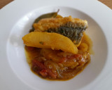 Foto del paso 7 de la receta: Merluza con patatas a la cúrcuma y comino
